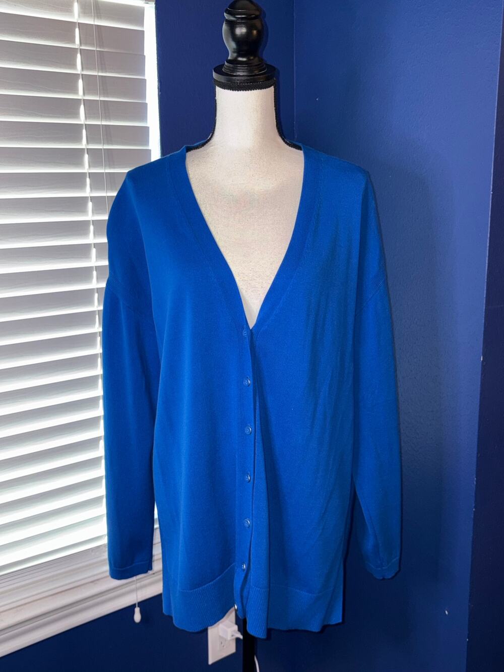 Talbots Royal Blue V‑Neck Cardigan – Size XL